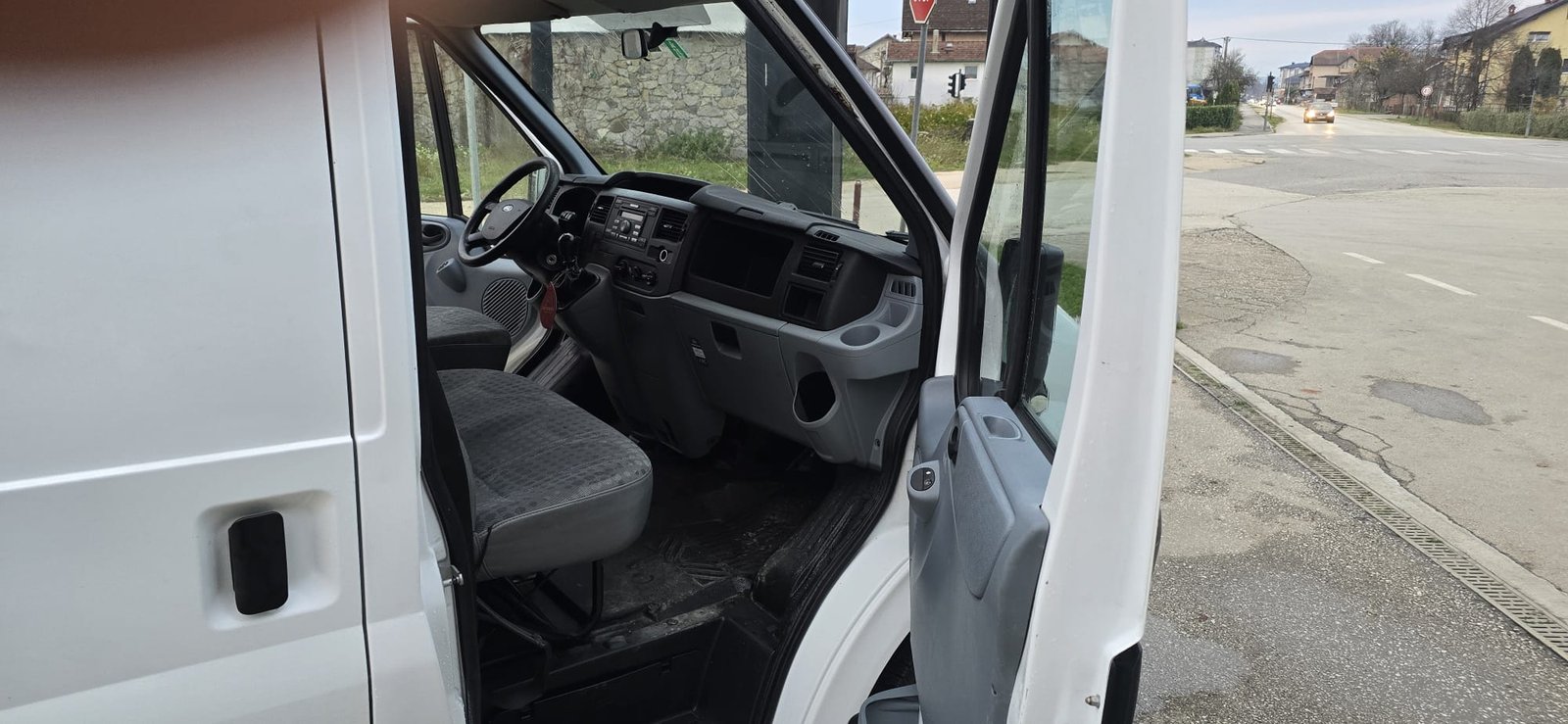 Renault Transit 260s